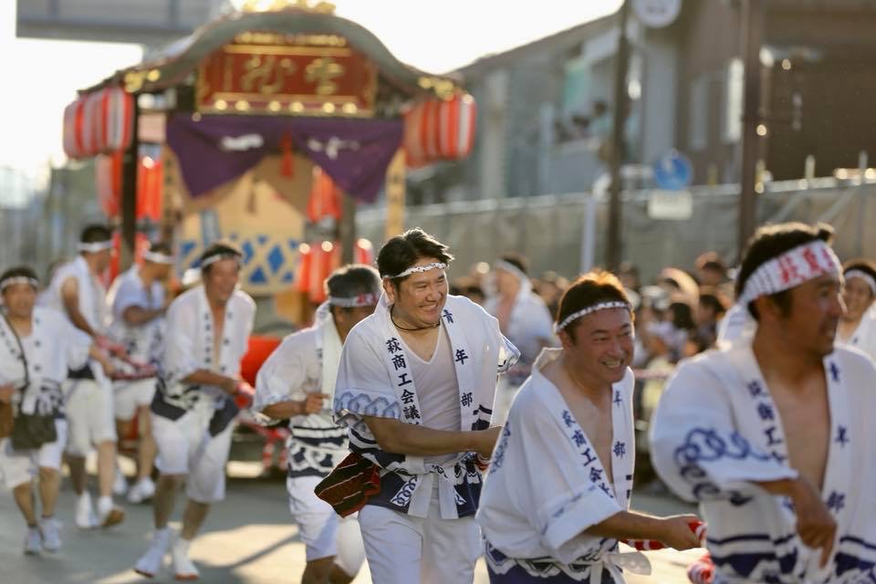 萩商工会議所青年部OBによる踊車